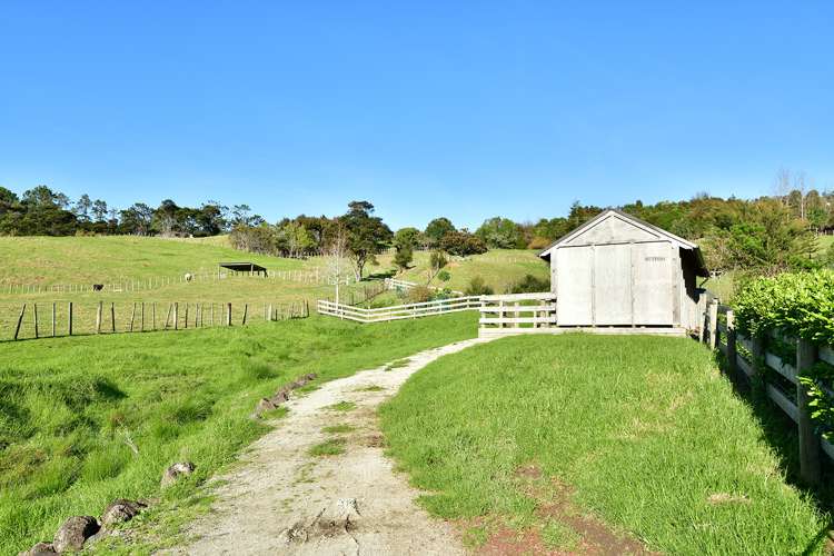 65c Manuka Grove Helensville_29
