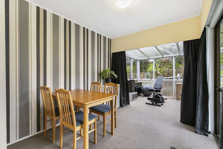 1/53 Ayton Drive Totara Vale_2