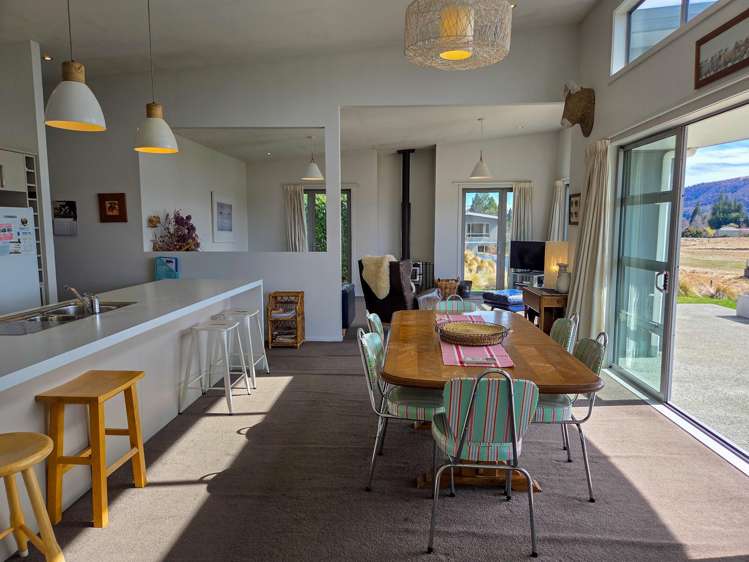 8 Dwyer Place Lake Tekapo_13