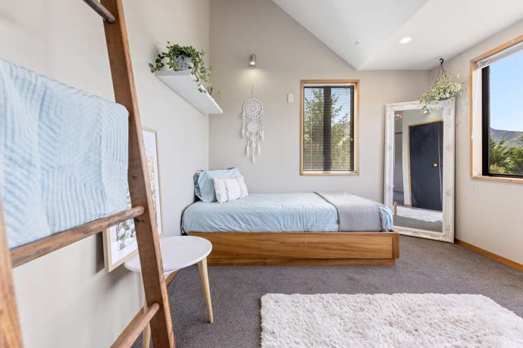 2 Lachie Griffen Rise Governors Bay_20