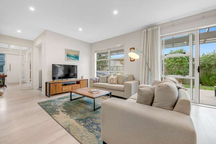 12 Lydiard Place Beachlands_5