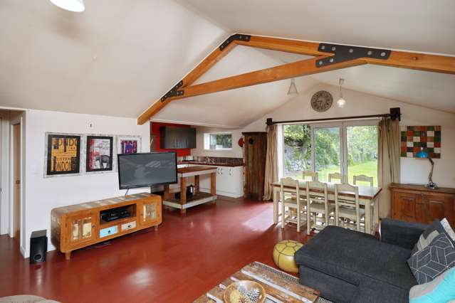 321 Port Hills Road Hillsborough_4