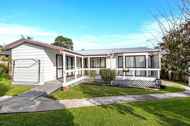 Special, Sunny, Sought-After and Vacant Now!