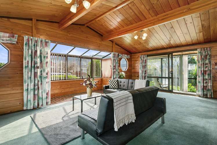 8 Roband Crescent, Brown Owl Brown Owl_6