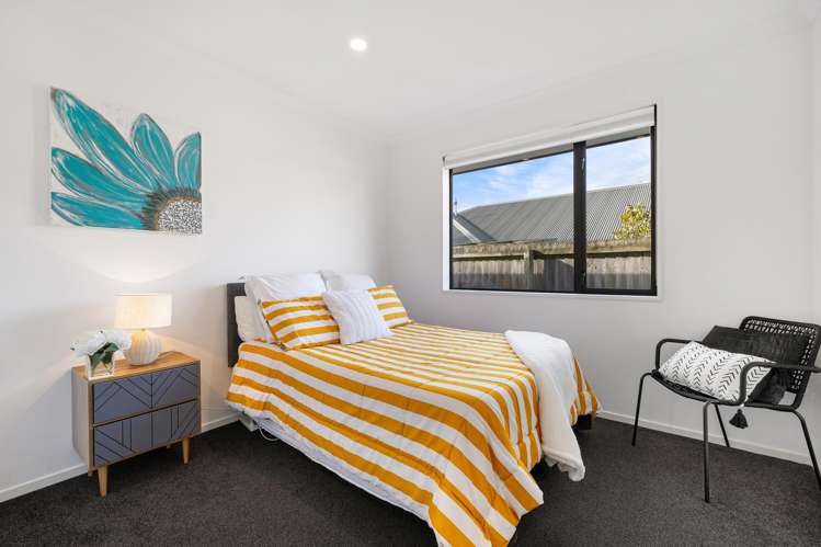 56 Broomfield Terrace Burwood_12