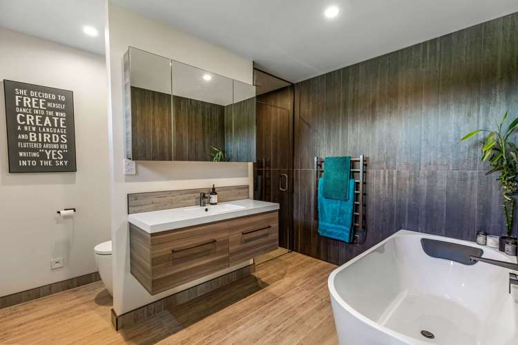 57 Beechwood Road Feilding_25