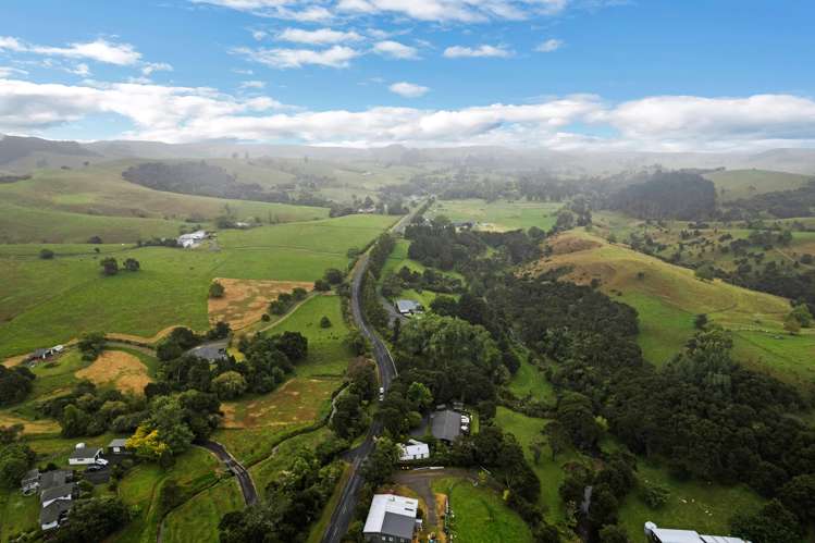 216 Ness Valley Road Clevedon_43