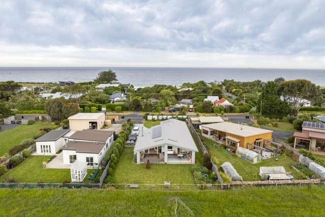 1245 Coast Road Karitane_2
