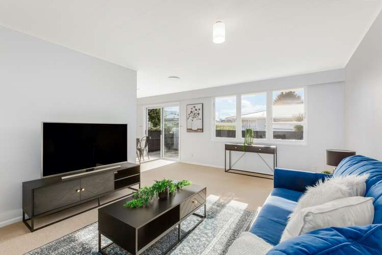 1/98A Martin Street_2
