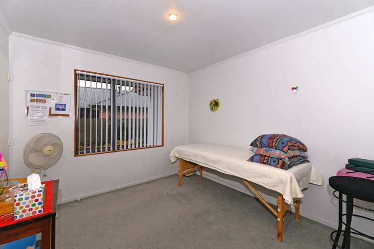 8 Kate Edgar Place Stoke_8