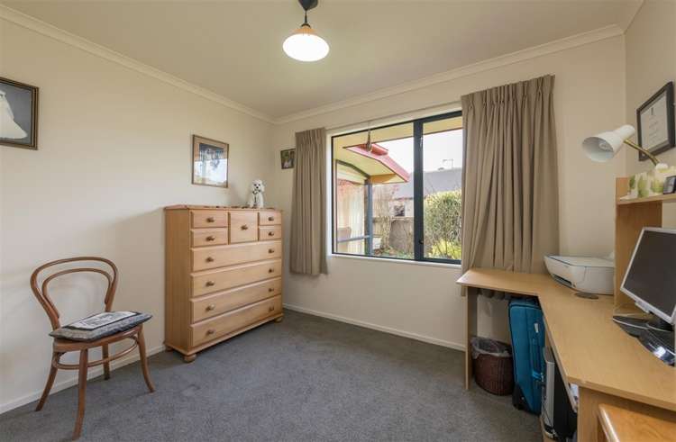 38 Malthouse Crescent Brightwater_15