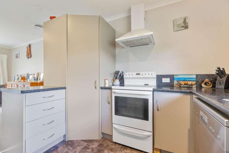424 Tapuiwahine Road_2