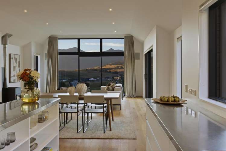 3 Pioneer Court Jacks Point_7