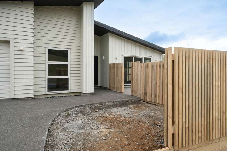 41 Crompton Avenue_1