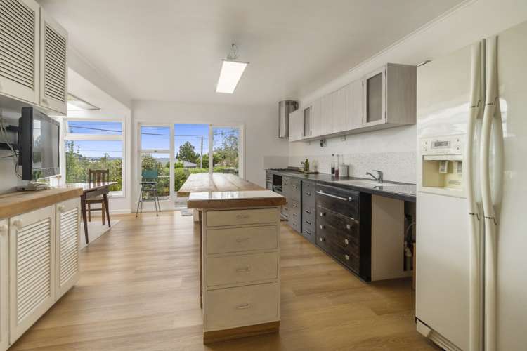 50 Roberts Road Te Atatu South_3