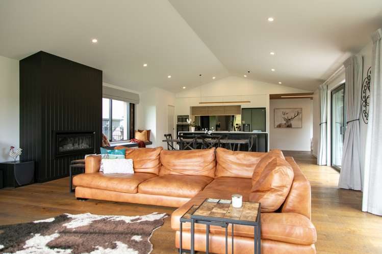 34 Powhiri Place Whitianga_9