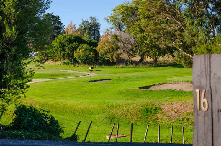 16 Boltons Road Masterton_17