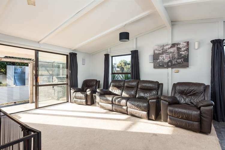 1896 State Highway 1 Tuamarina_2