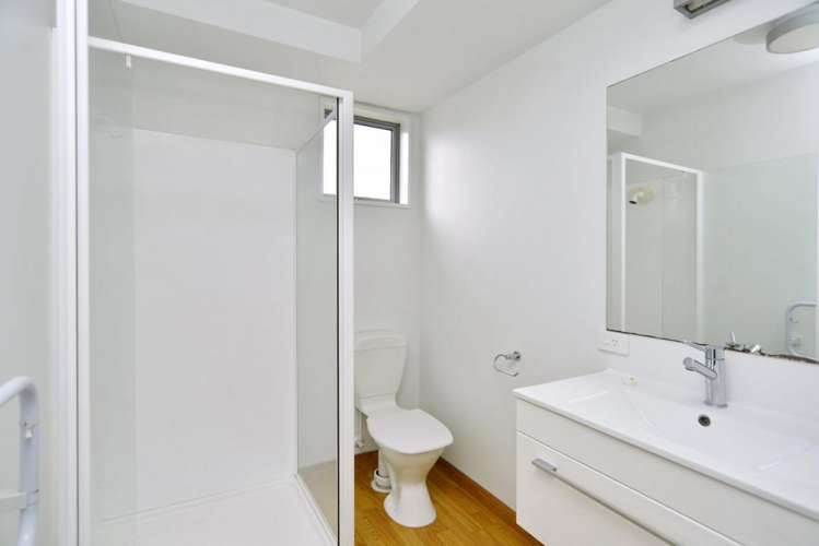 6/20 Stanmore Road Phillipstown_8