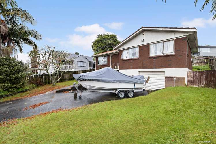 14 & 14A Virgo Place Glen Eden_9