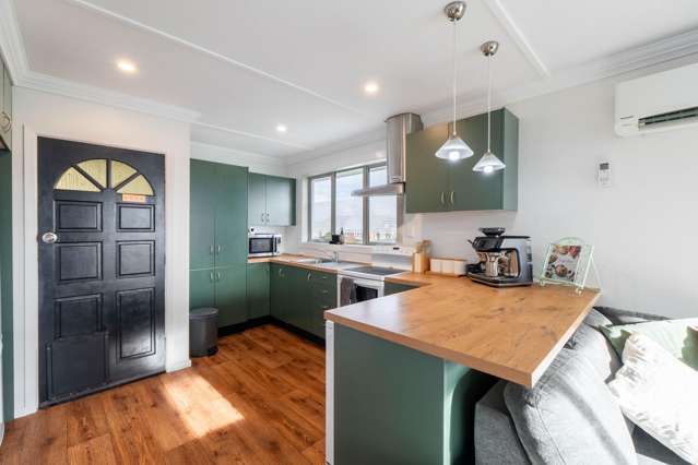 53 Conway Crescent Glengarry_2