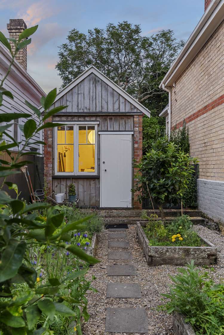 8 Sandringham Road Mount Eden_17