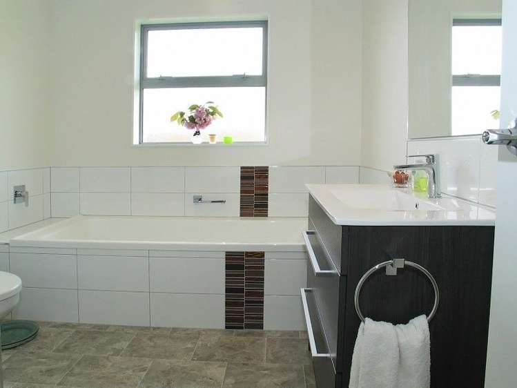 8 Banks Boulevard Whitby_6