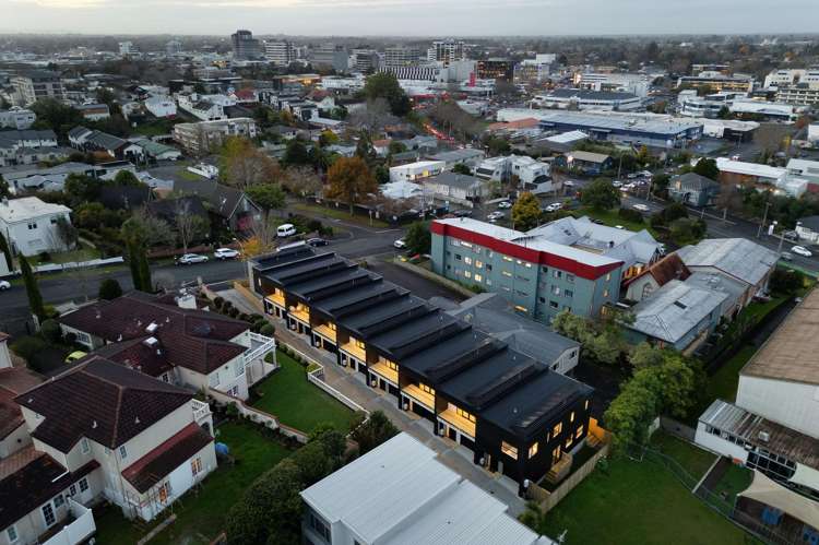 5/143 Clarence Street Hamilton Lake_21