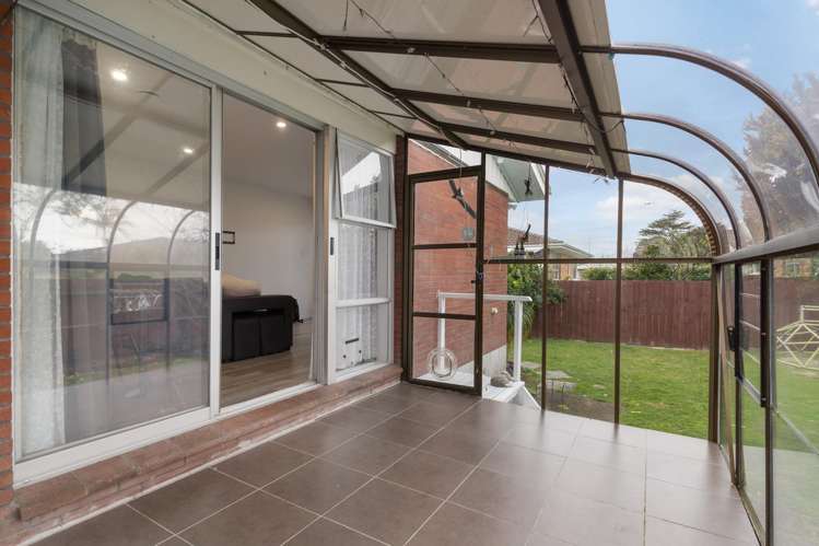 2/17 Poinsettia Place Henderson_2