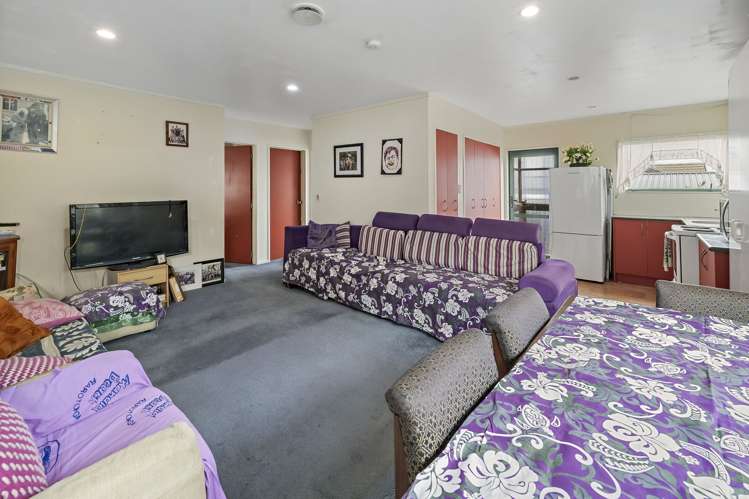 95 Hyperion Drive Randwick Park_12