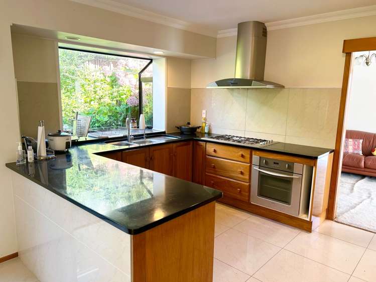 83 Oliver Road Eastern Beach_6