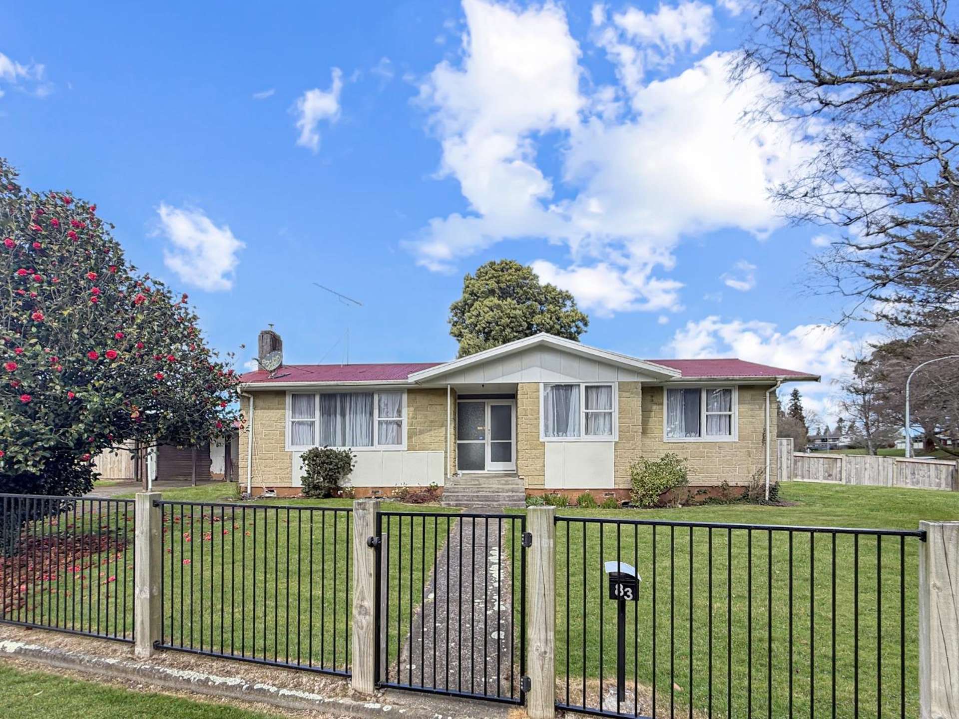 83 Saint Andrews Drive 11139_0