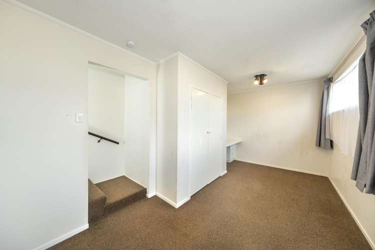 17 Bodi Place Te Atatu South_8