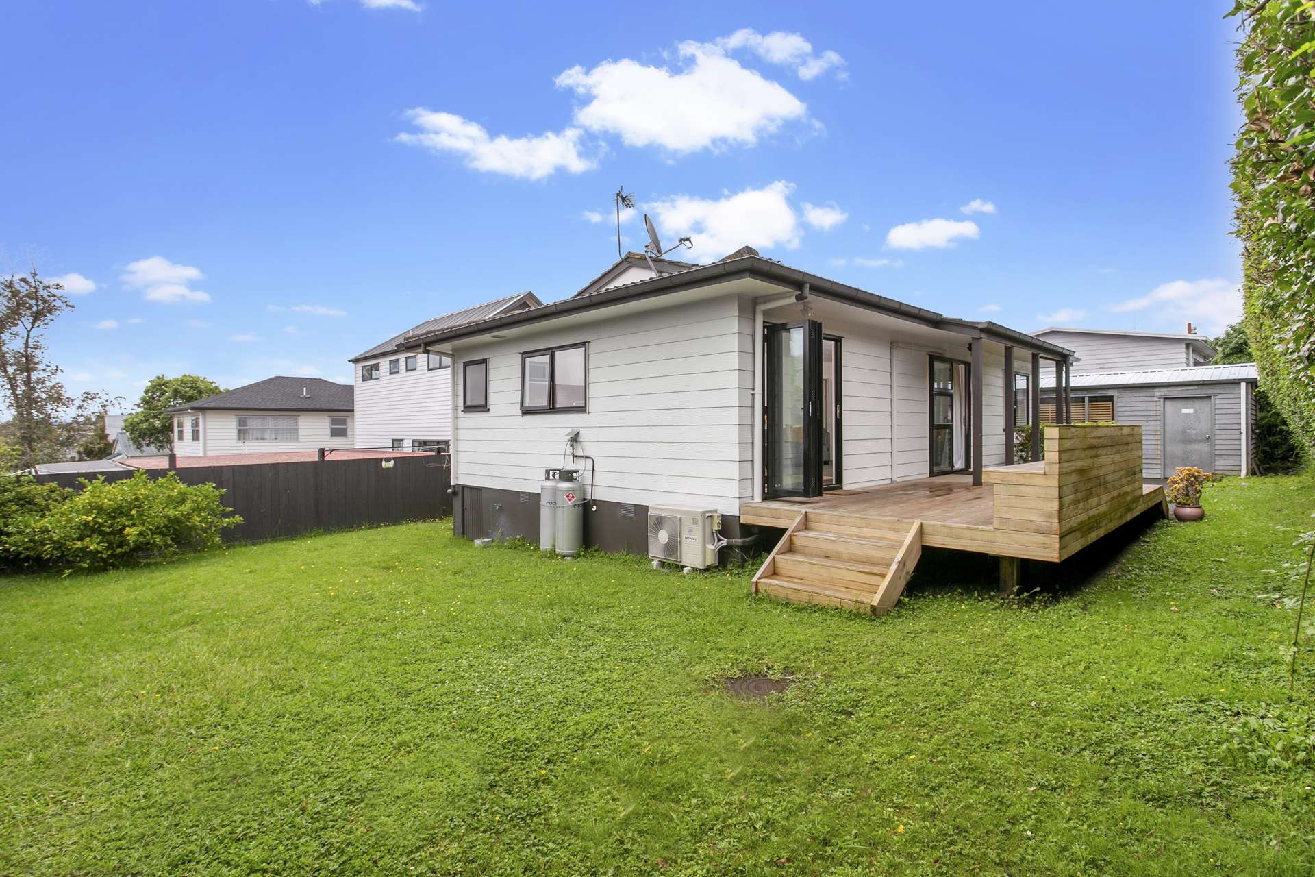 74b Barrack Road Mount Wellington_0