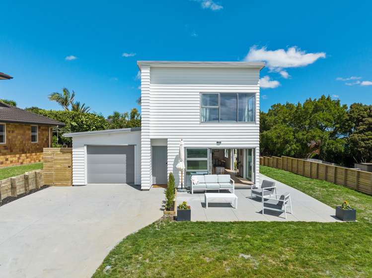 14 Mayall Avenue Beach Haven_6