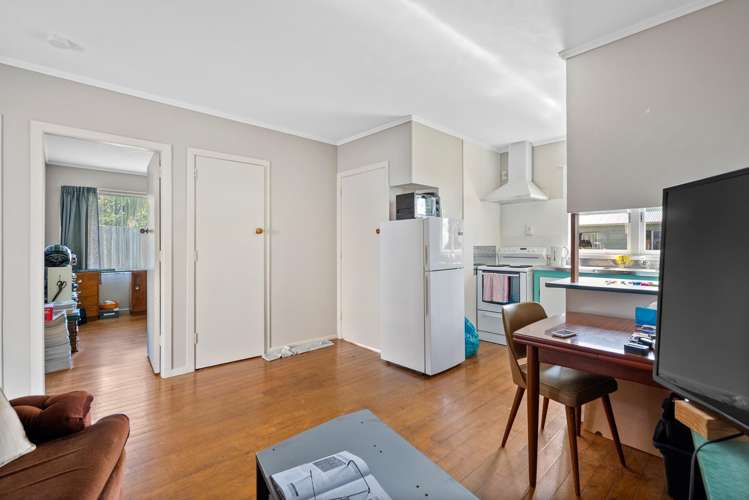 3 Whimp Avenue Onerahi_17