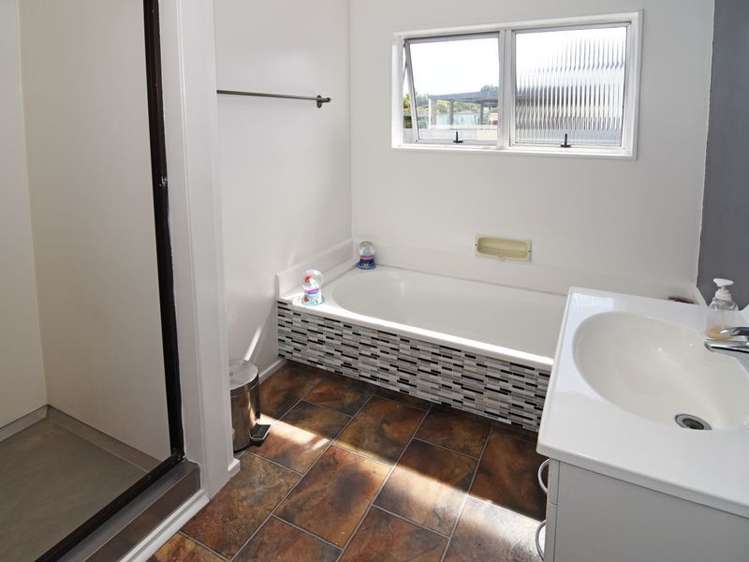 5 Dover Place Solway_9