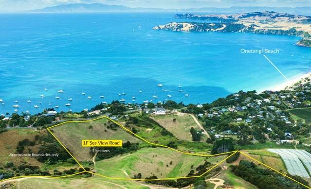 Coastal estate overlooking Onetangi Bay