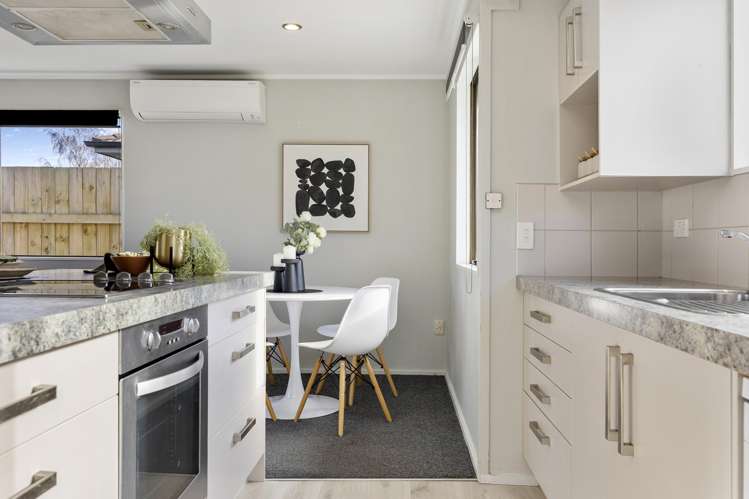 2/23 Newberry Place Richmond Heights_15