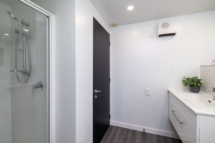 1/272 Marine Parade New Brighton_8