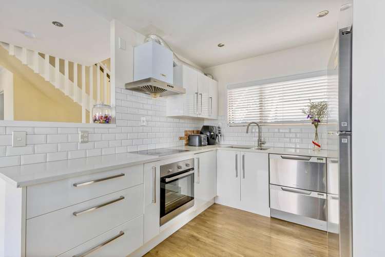 1/7 Springfield Street Forrest Hill_11