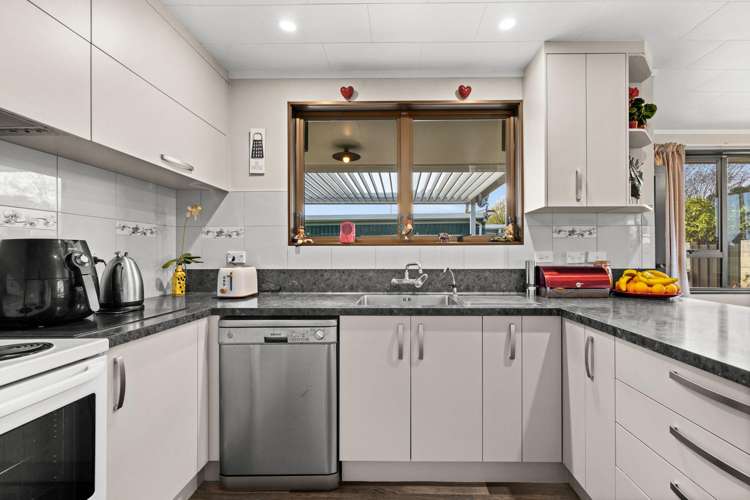 53 Westminster Avenue_1