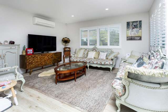 97A Sunrise Avenue Murrays Bay_2