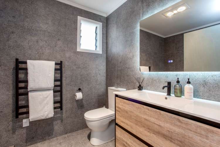 106 Methuen Road New Windsor_15