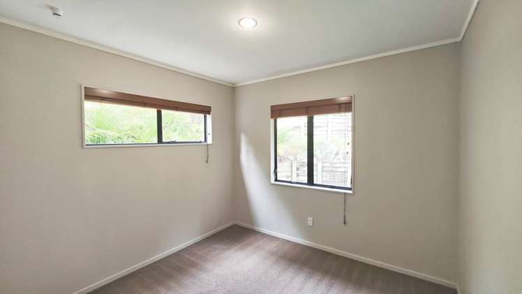 Topliss Drive Northcross_14