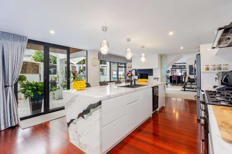 3 Holyoake Place Chatswood_17