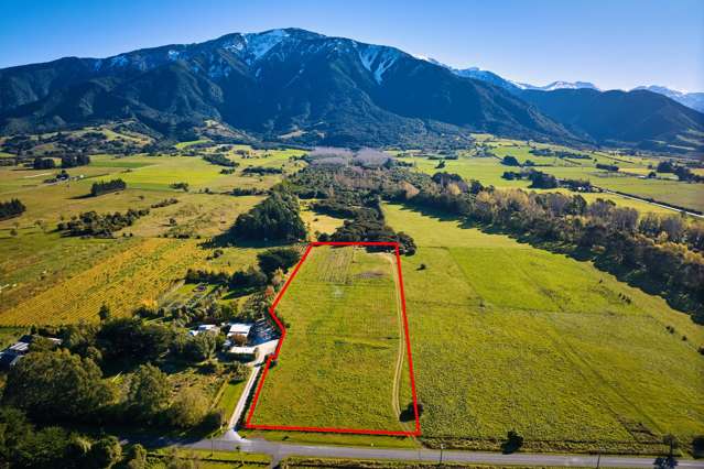 Tranquil 2.4ha Block Beneath Mt Fyffe