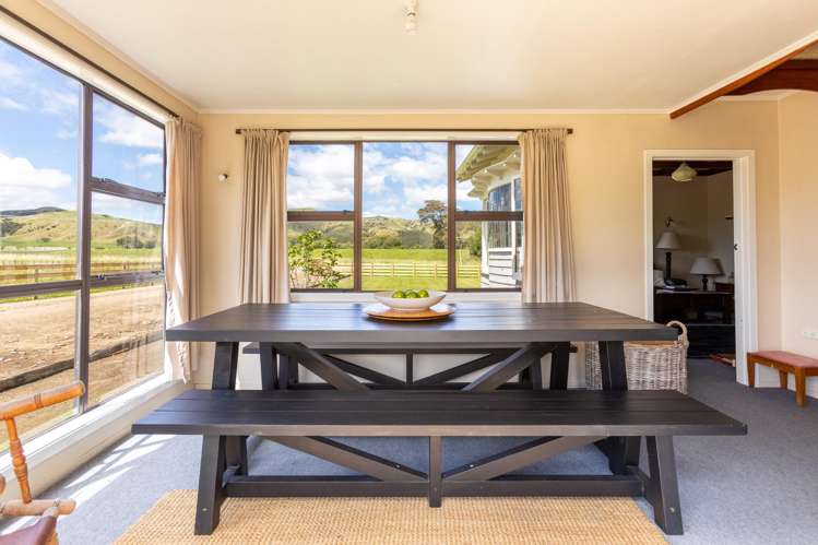 211 River Road Kumeroa_11