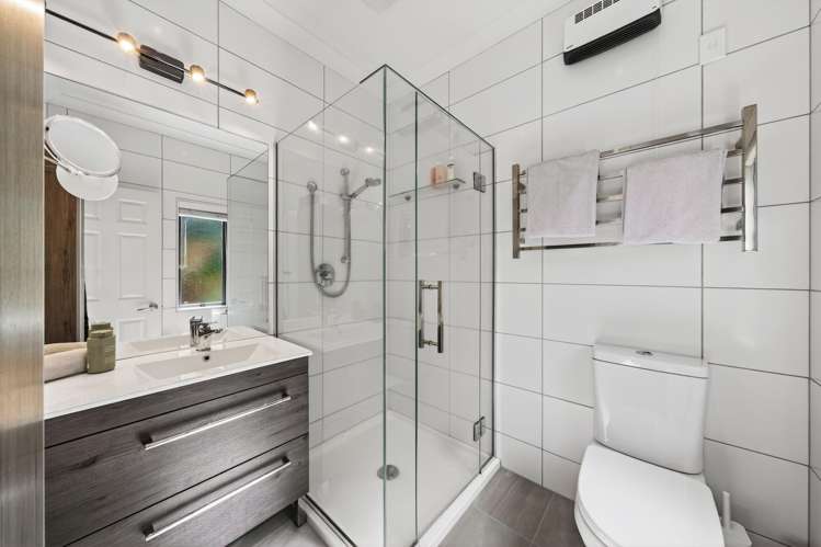 11 St Johns Road Meadowbank_12