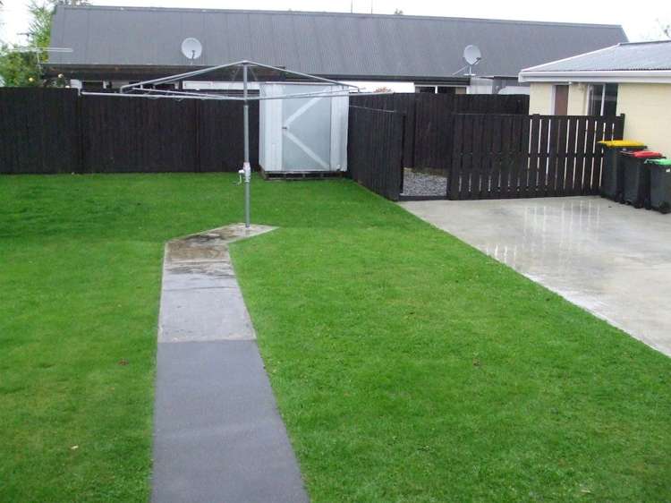 39 Steele Street Hornby_11